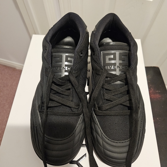 GIVENCHY Skate Nubuck Sneakers - Picture 6 of 8